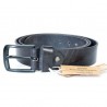 Kožený černý opasek 115 cm dlouhý z pevné silné kůže 39 mm široký s černou přezkou