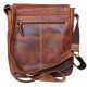 Velká pánská taška z pevné kůže s popruhem přes rameno bez značek a nápisů