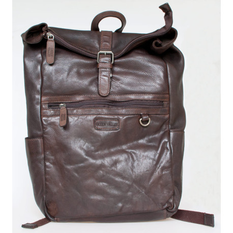 Velký tmavě hnědý batoh z lehké prané pravé hovězí kůže s podšívkou